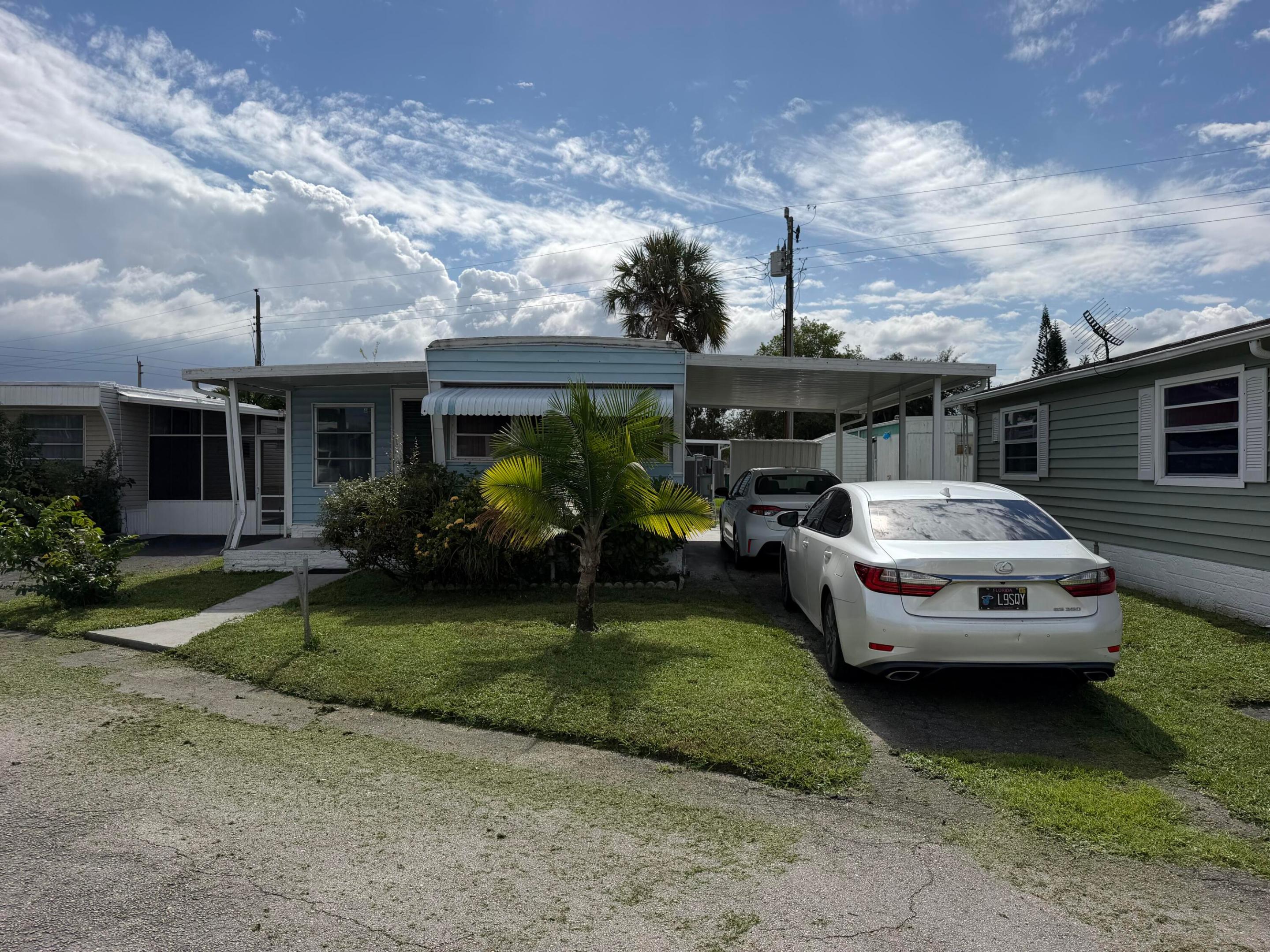 8640 Sw 15th Court Property Photo 1