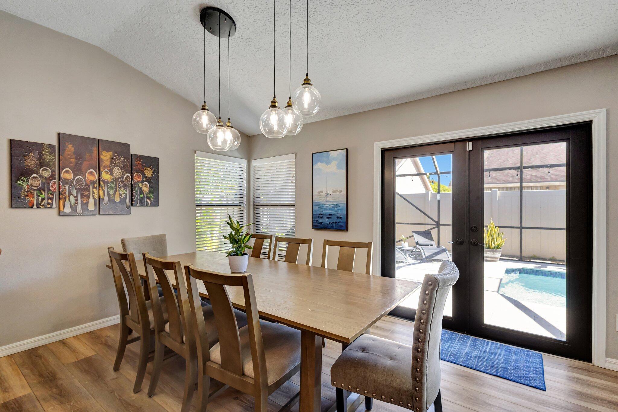 13005 Meadowbreeze Drive Property Photo 9