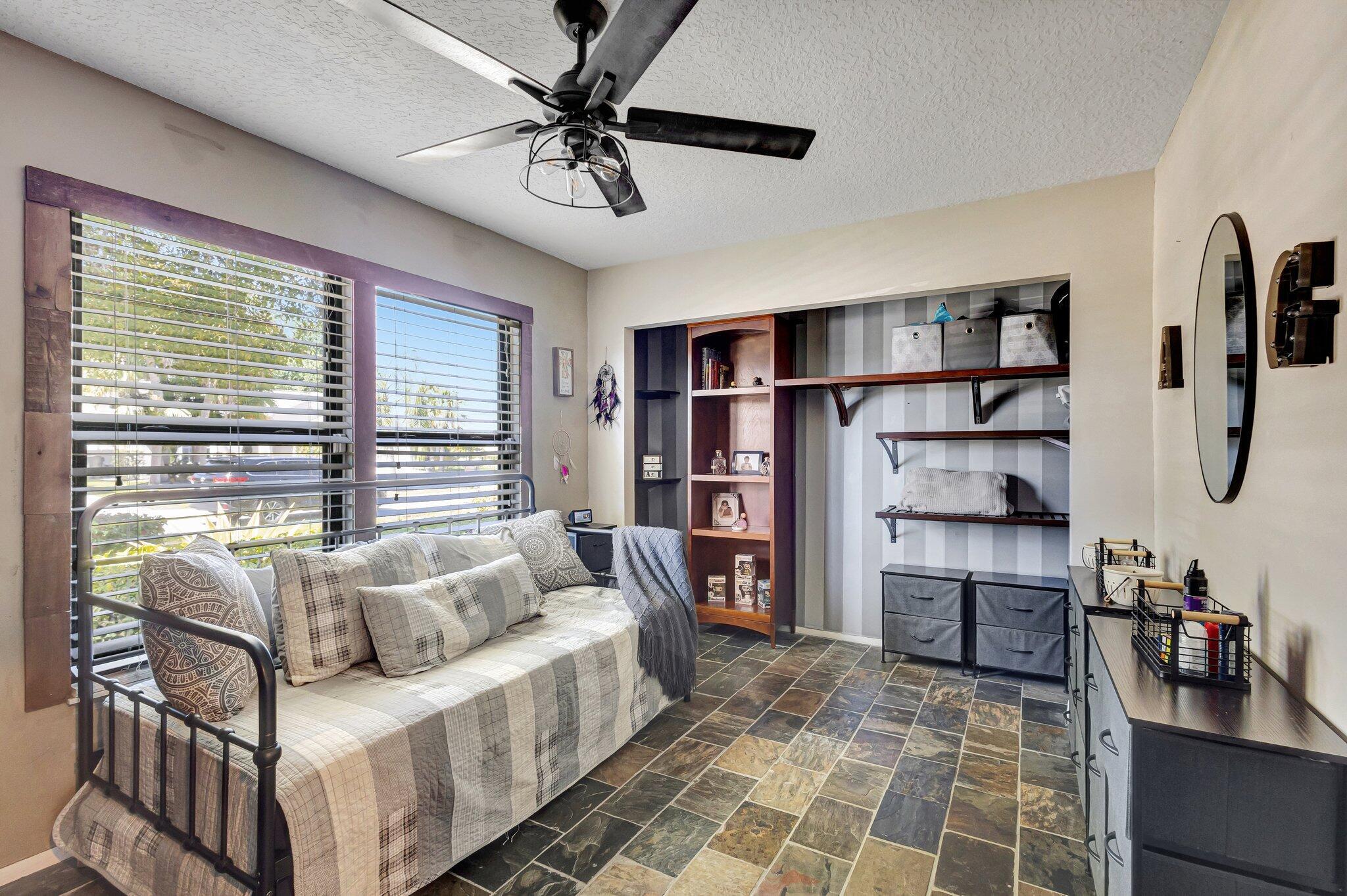 13005 Meadowbreeze Drive Property Photo 20