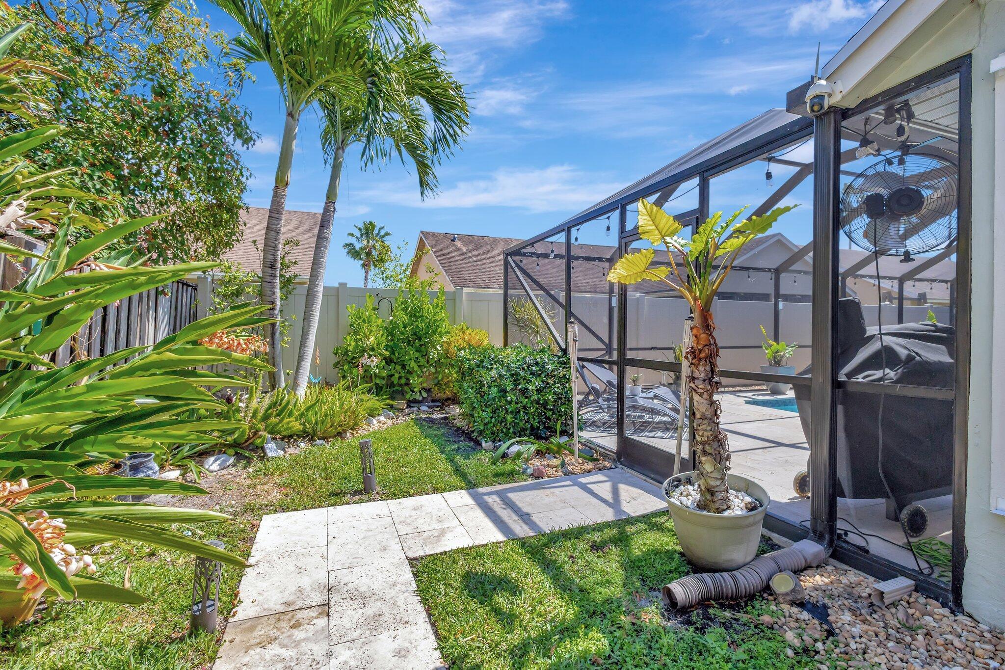 13005 Meadowbreeze Drive Property Photo 29