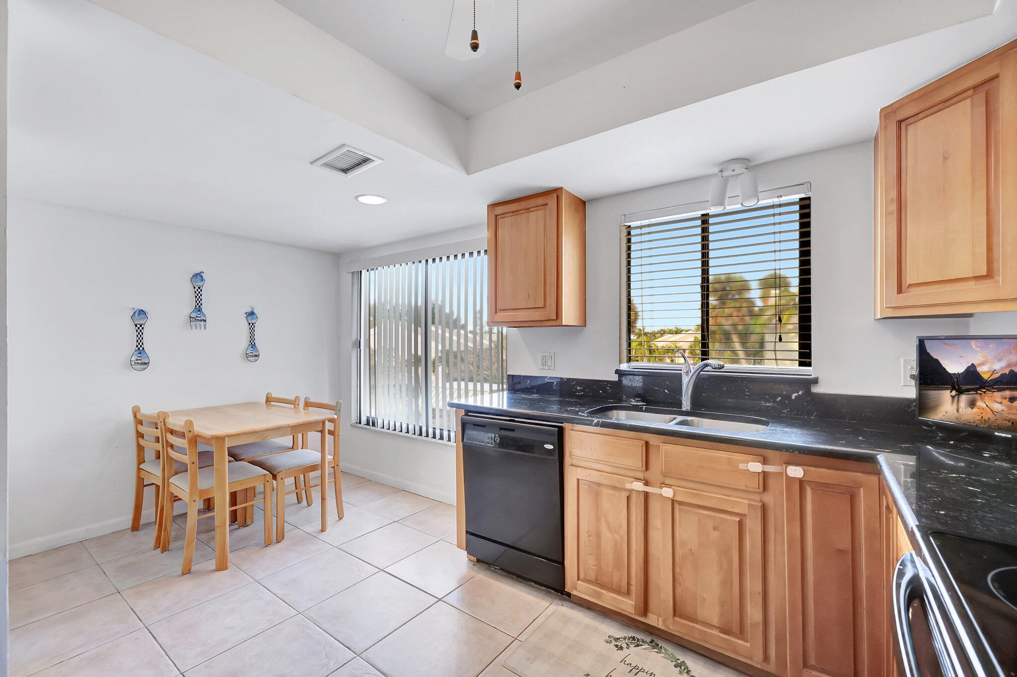 2400 S Ocean Drive 2235 Property Photo 7