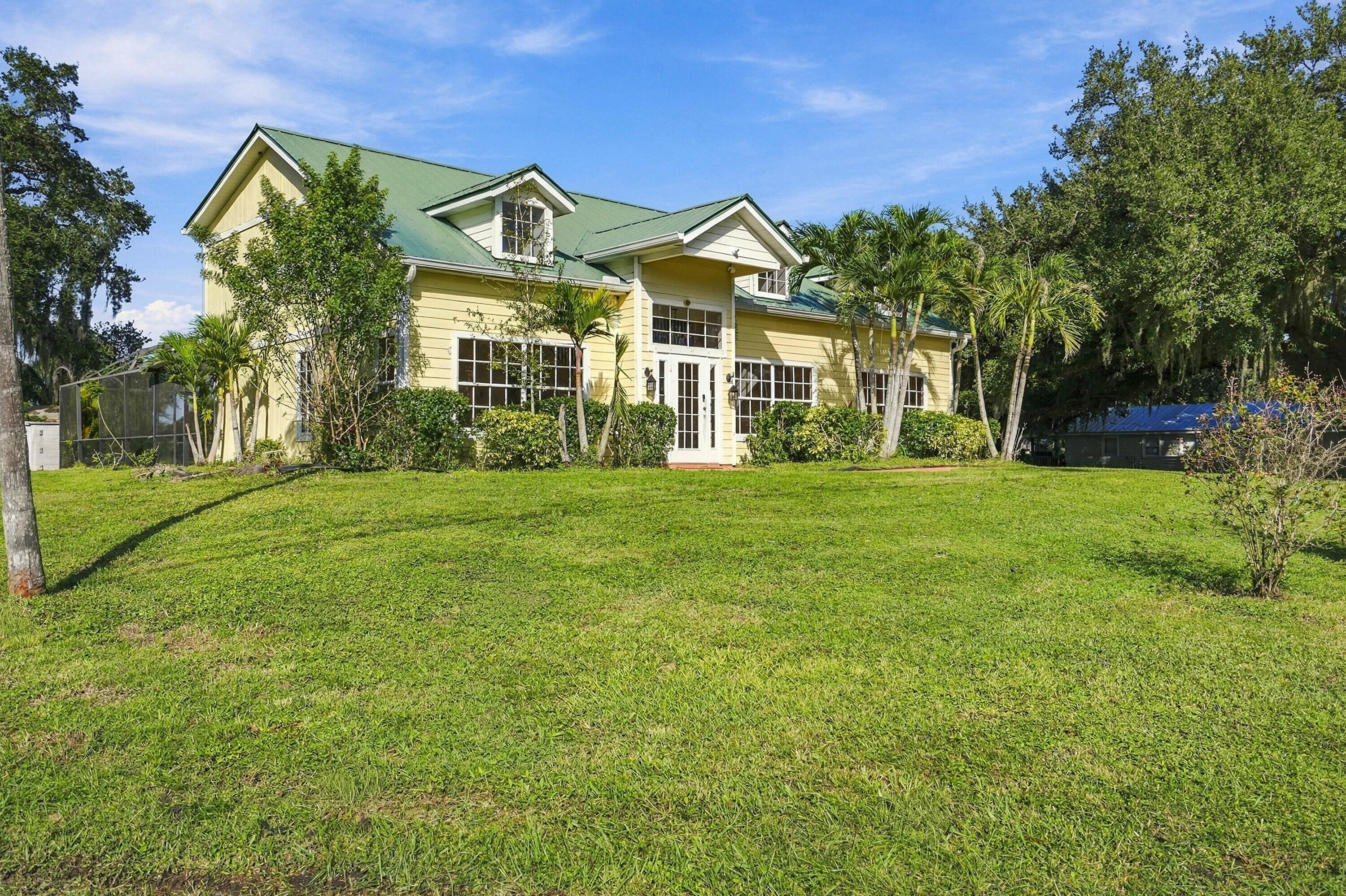 4813 Sunrise Boulevard Property Photo 2