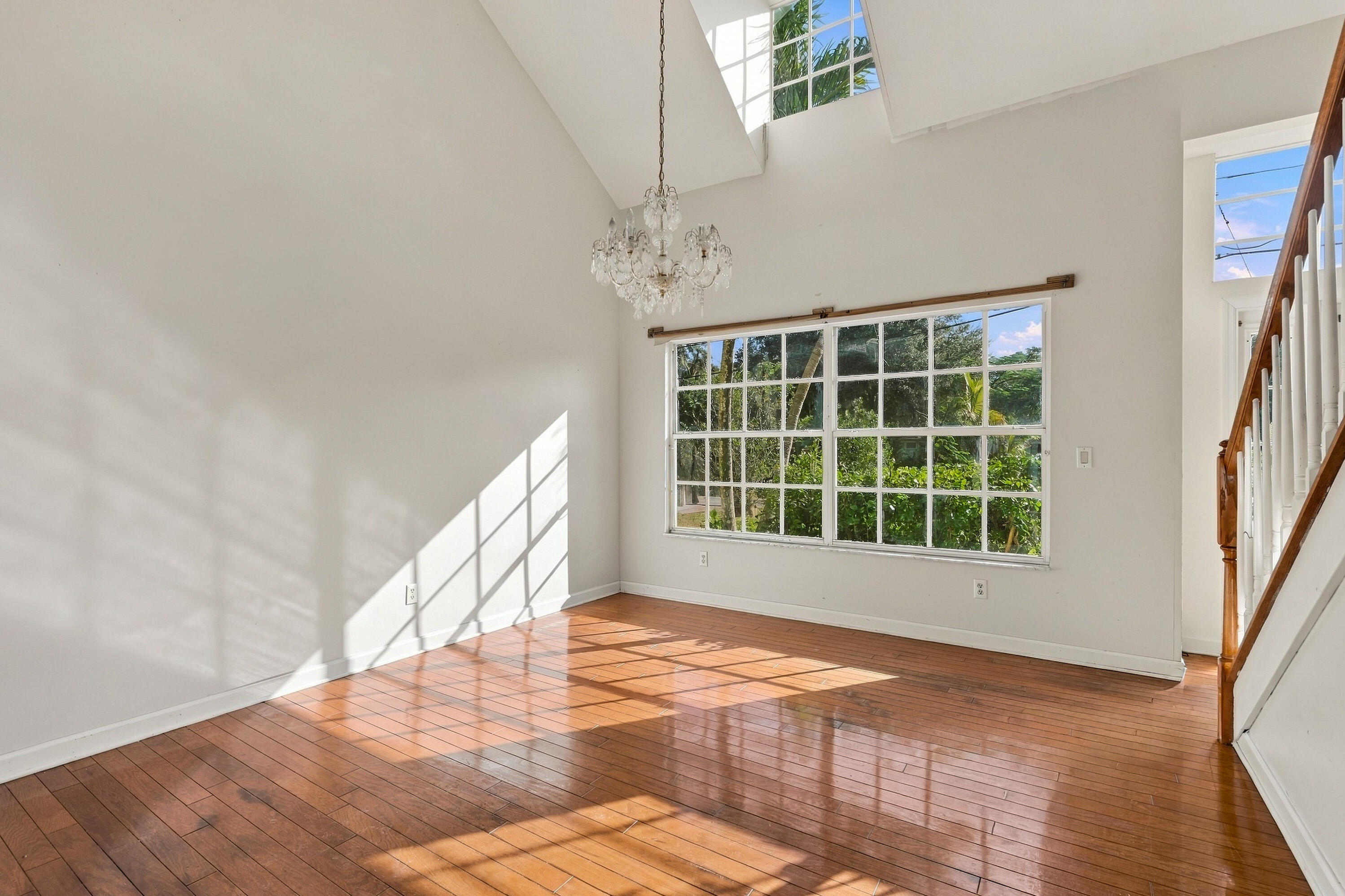 4813 Sunrise Boulevard Property Photo 13