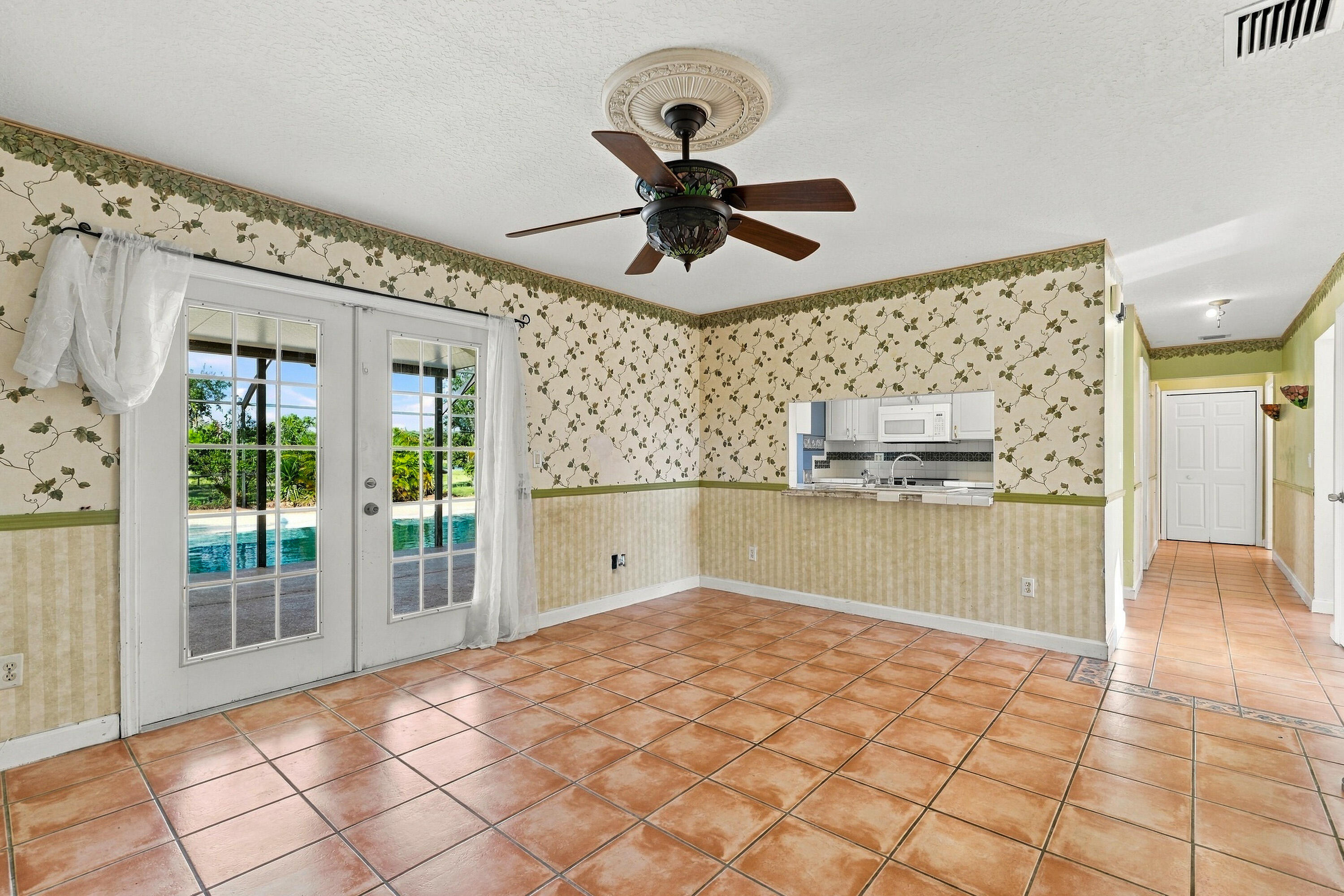 4813 Sunrise Boulevard Property Photo 16