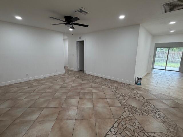 216 Se 10th Court Property Photo 8