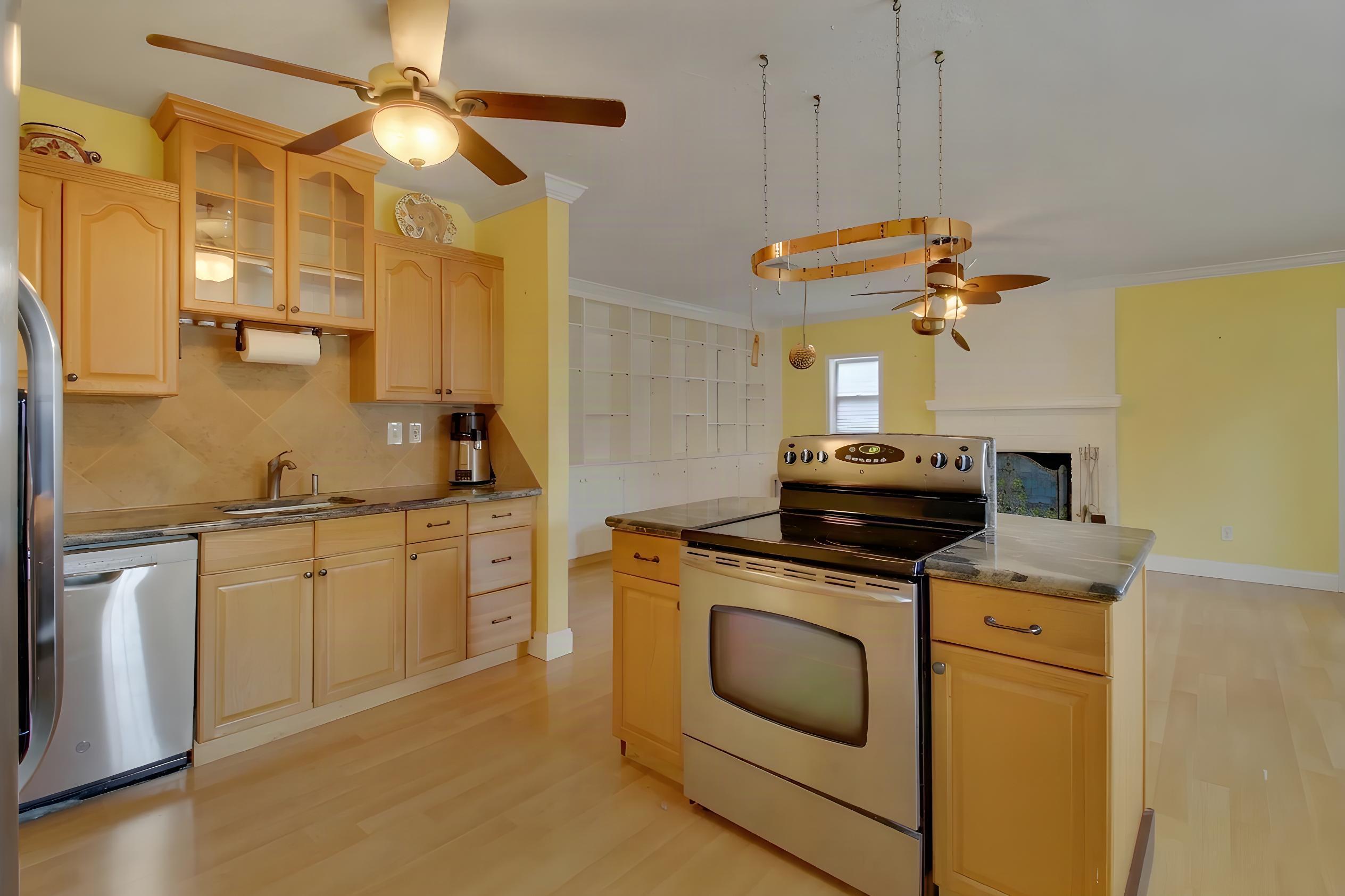 1225 Mohawk Street Property Photo 11