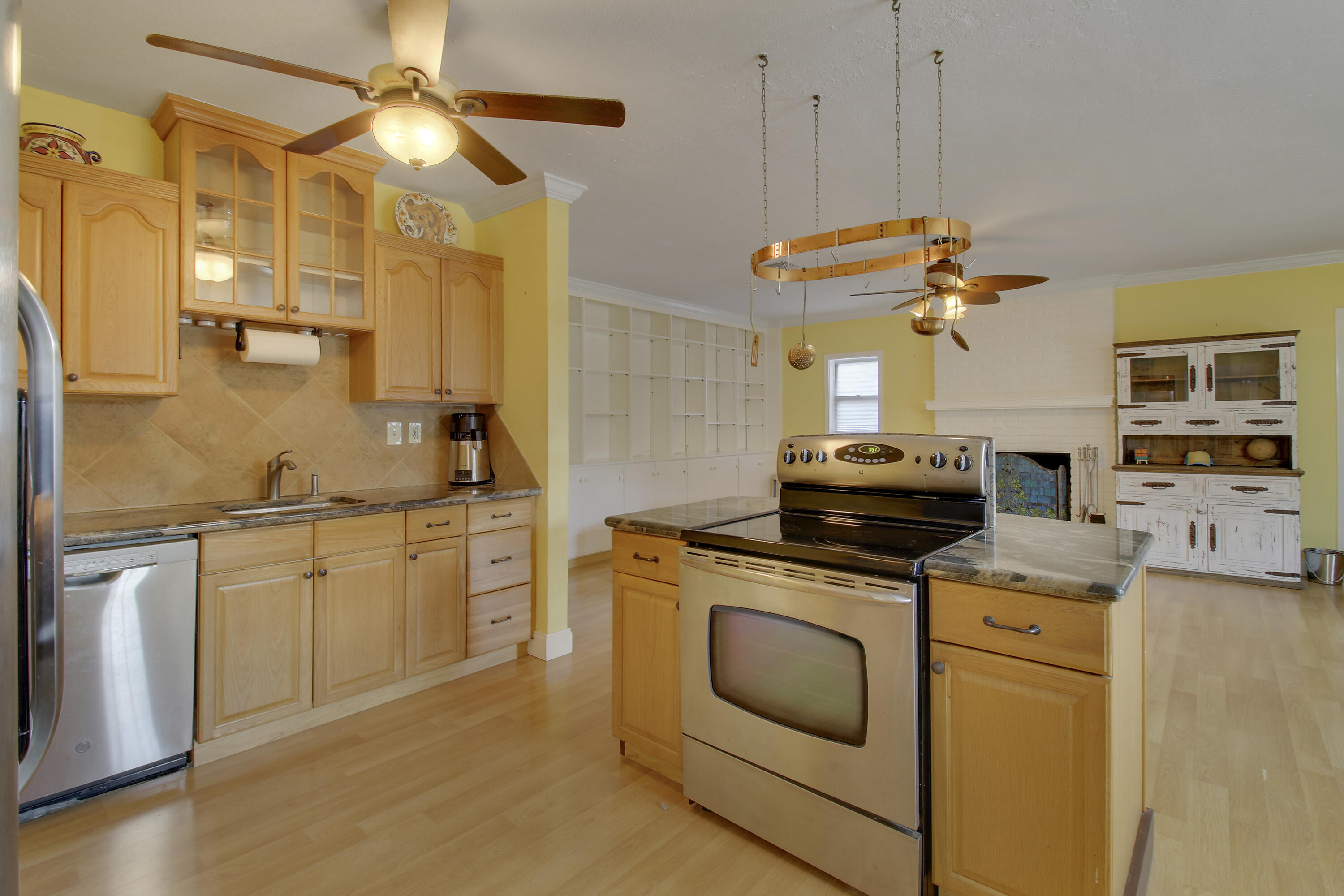 1225 Mohawk Street Property Photo 14