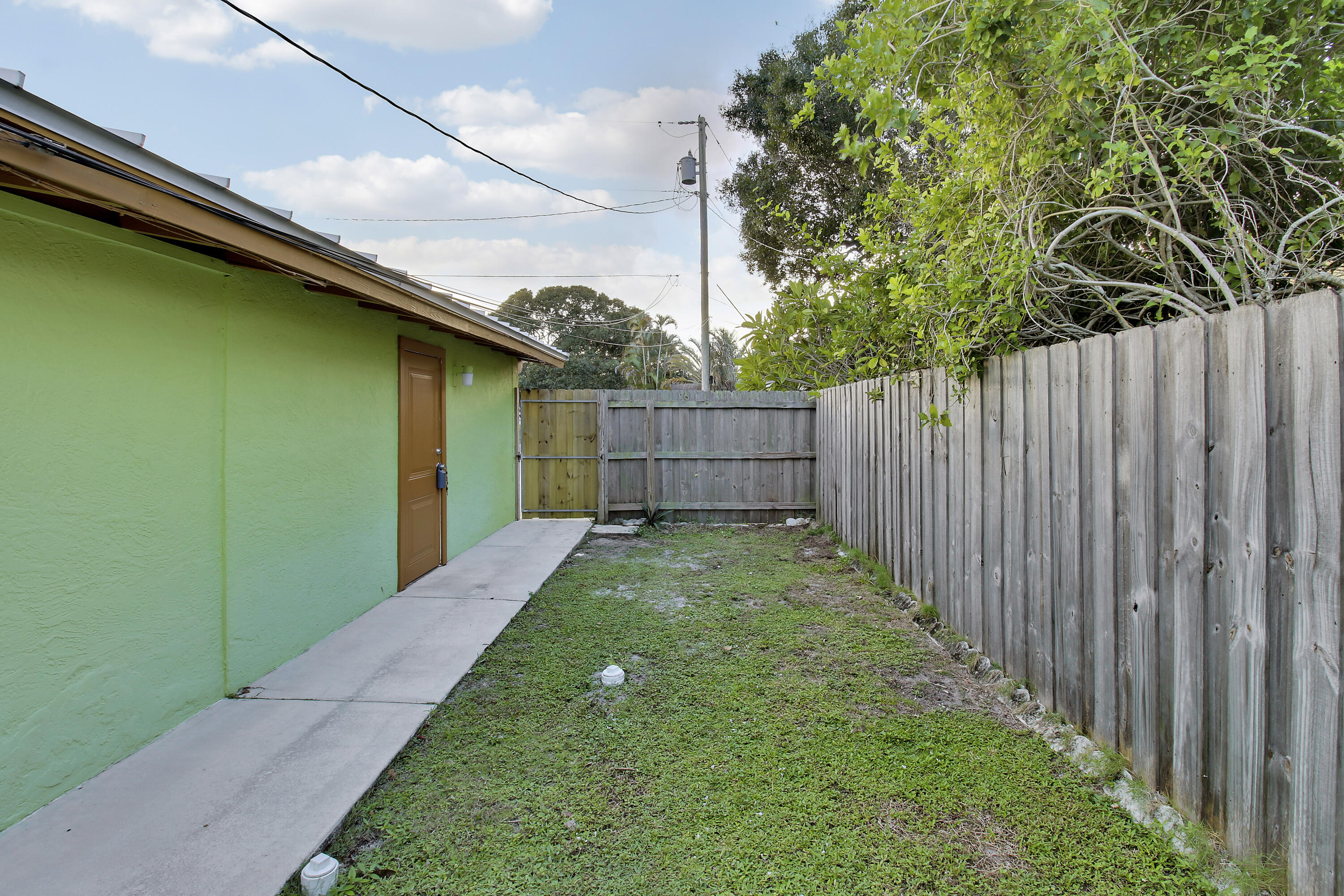 1225 Mohawk Street Property Photo 35