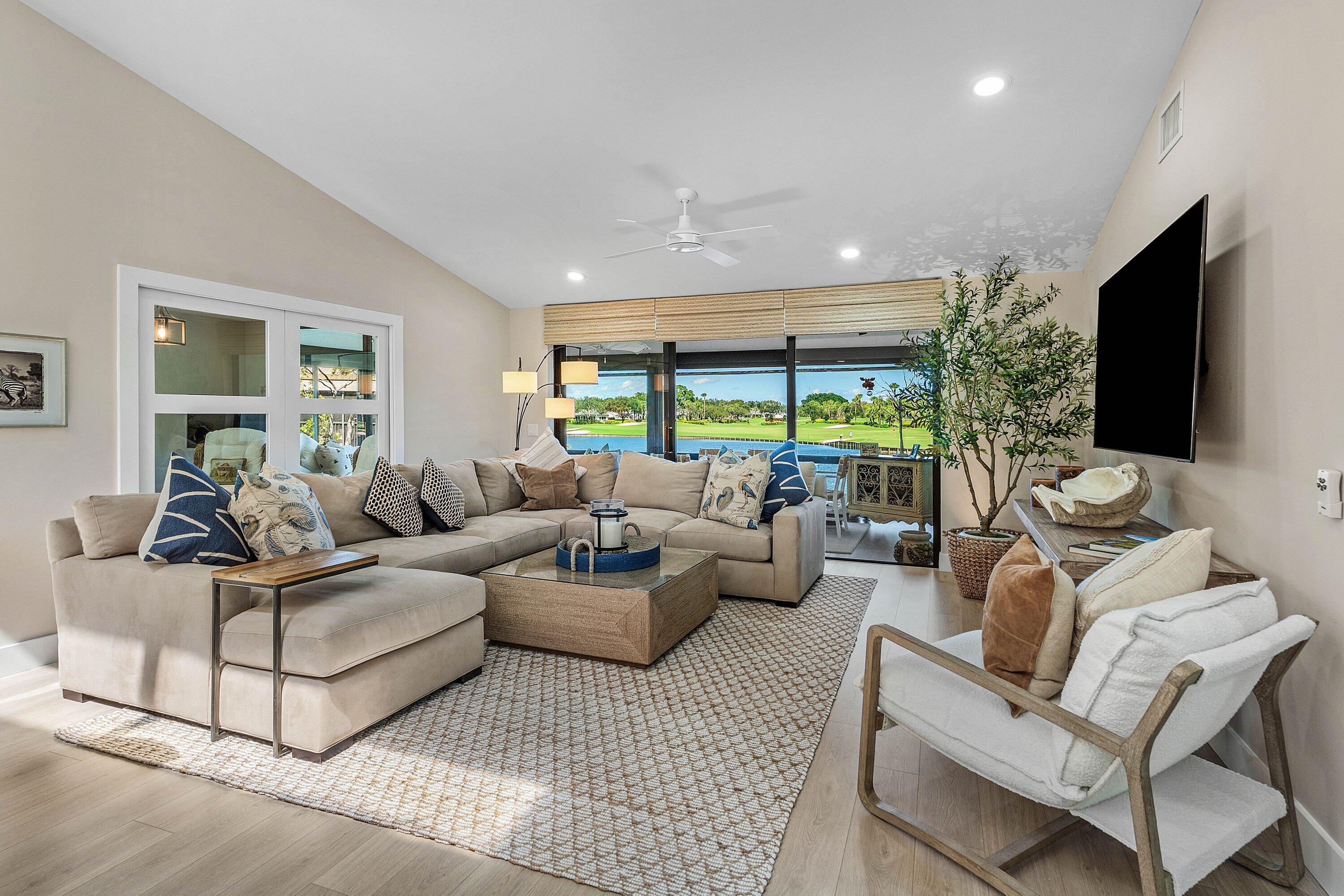 17 Eastgate Drive B Property Photo 6