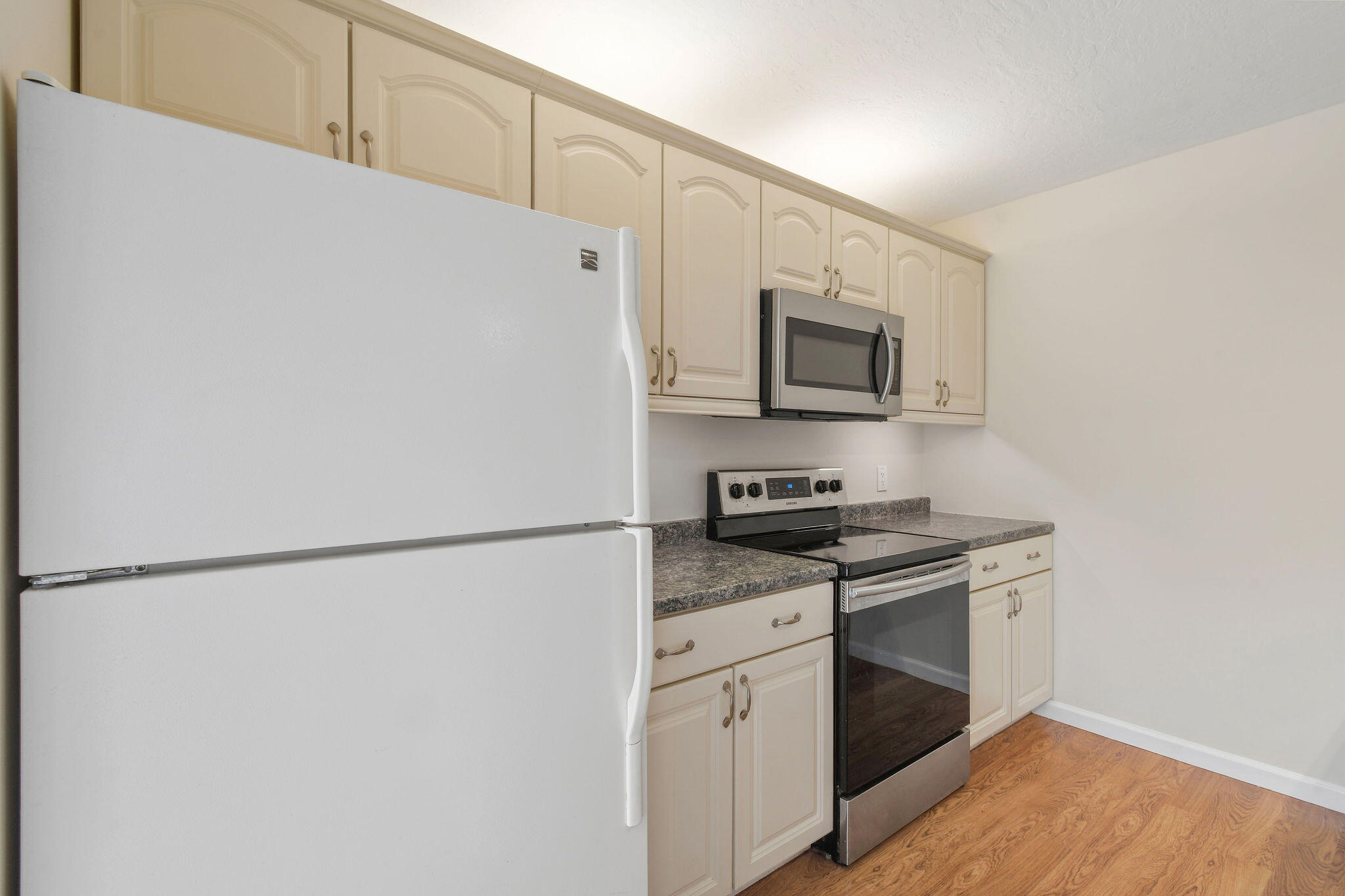 2302 23rd Court Property Photo 17