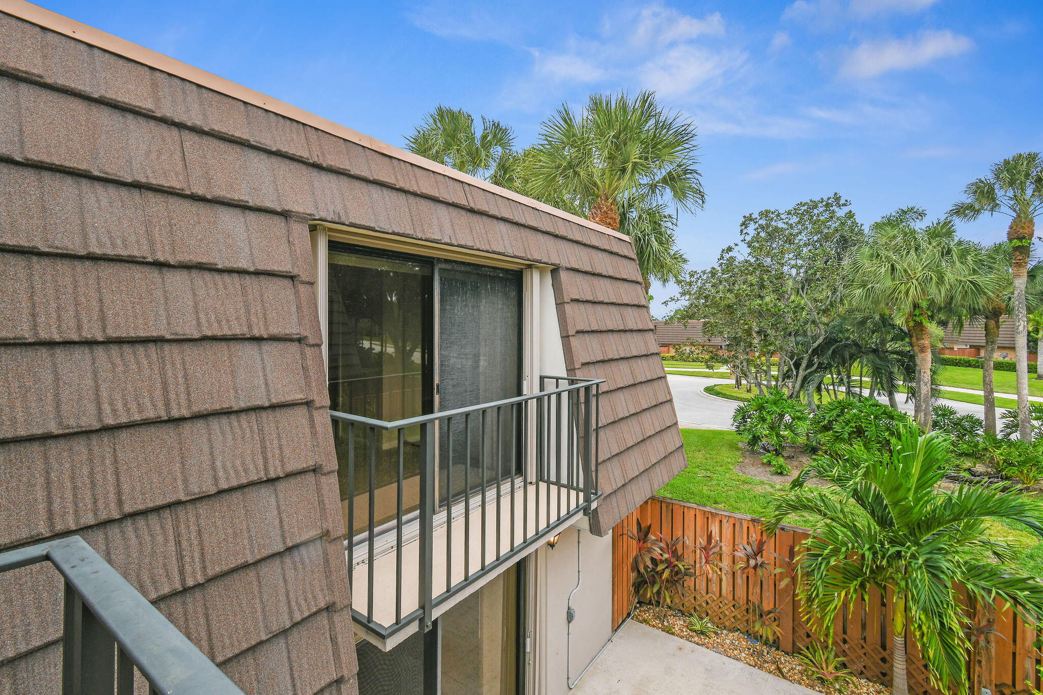 2302 23rd Court Property Photo 45