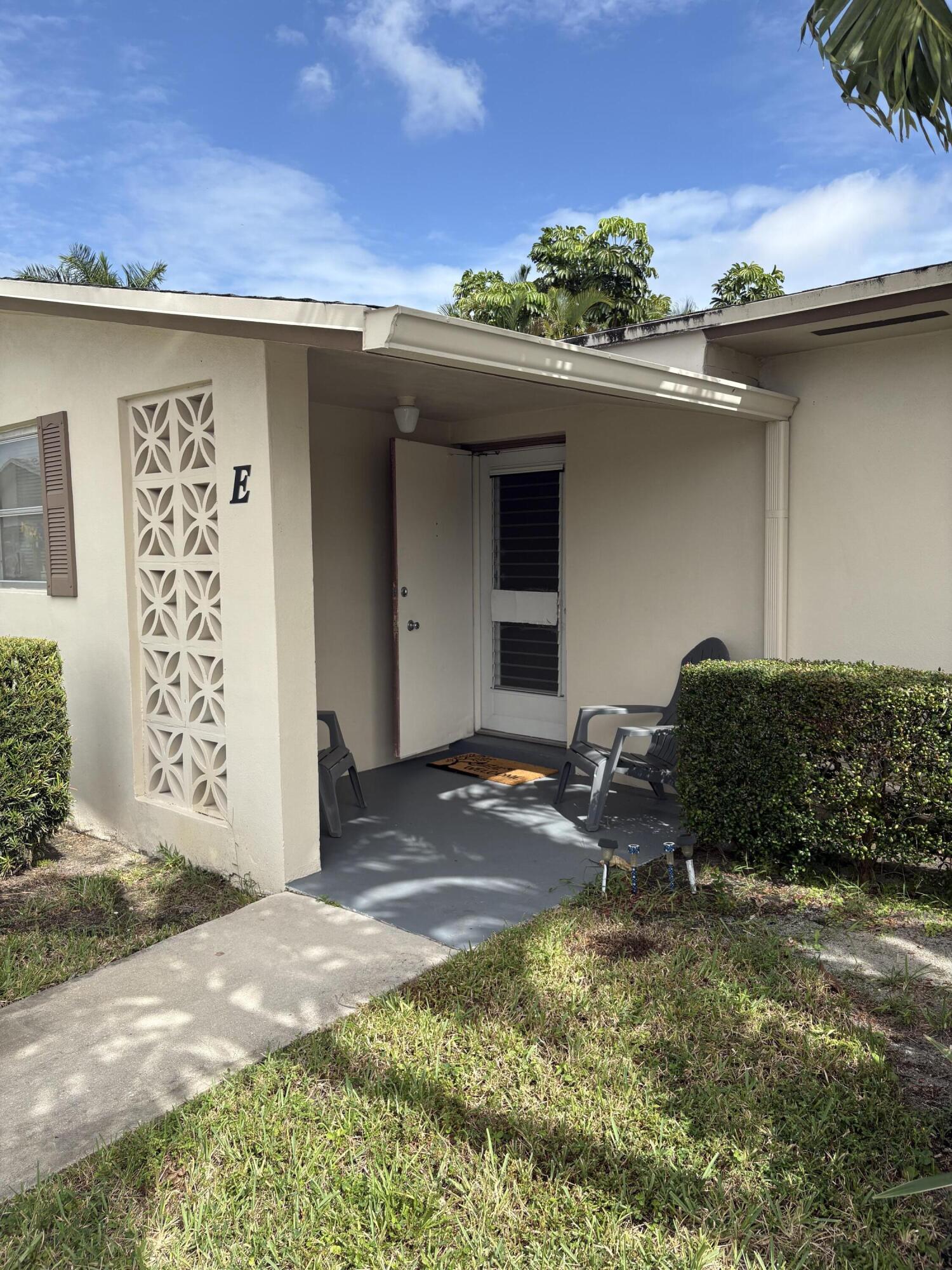 2580 Emory Drive E E Property Photo 2