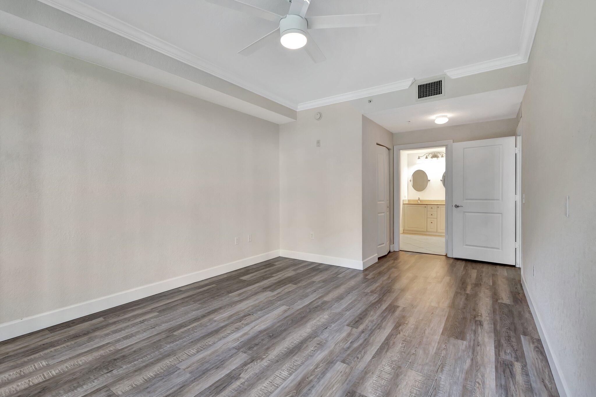1660 Renaissance Commons Boulevard 2124 Property Photo 18