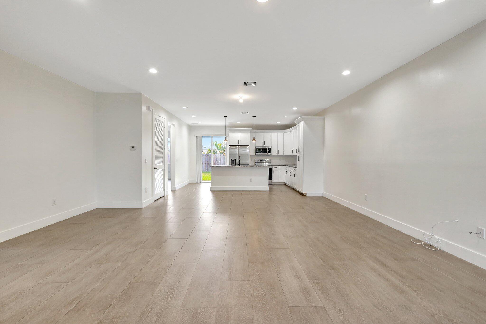 66 Marguerita Drive Property Photo 4