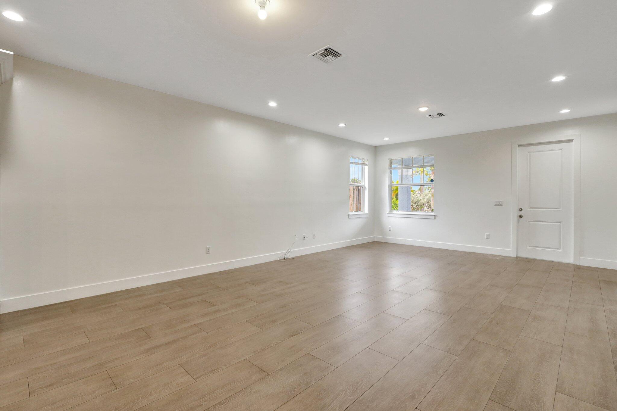 66 Marguerita Drive Property Photo 6
