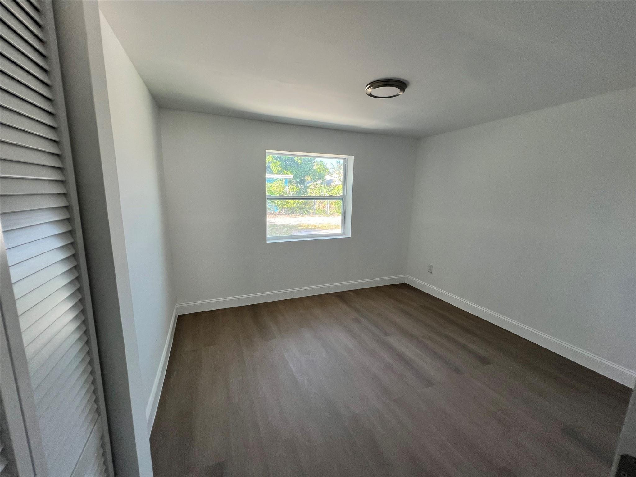 422 Sw 4th Avenue B Property Photo 9