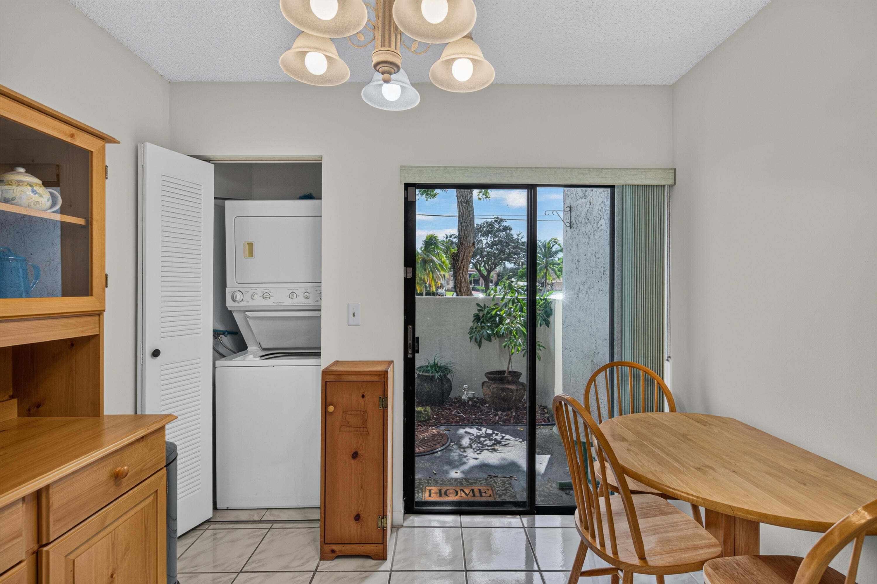 5599 Courtyard Drive Property Photo 7