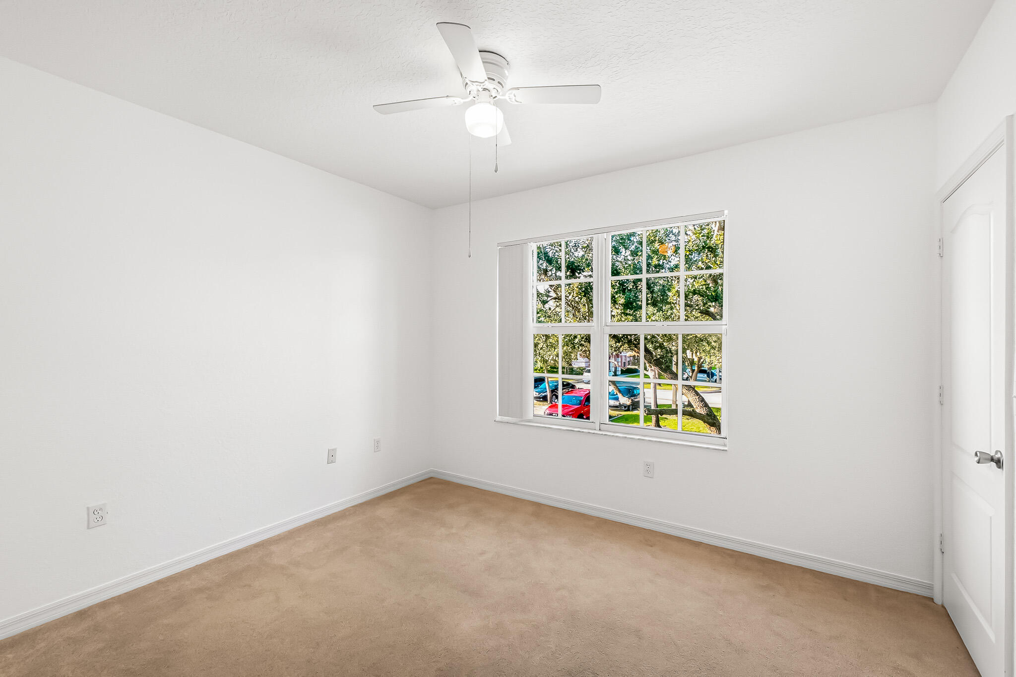 140 Sw Peacock Boulevard 21-202 Property Photo 22