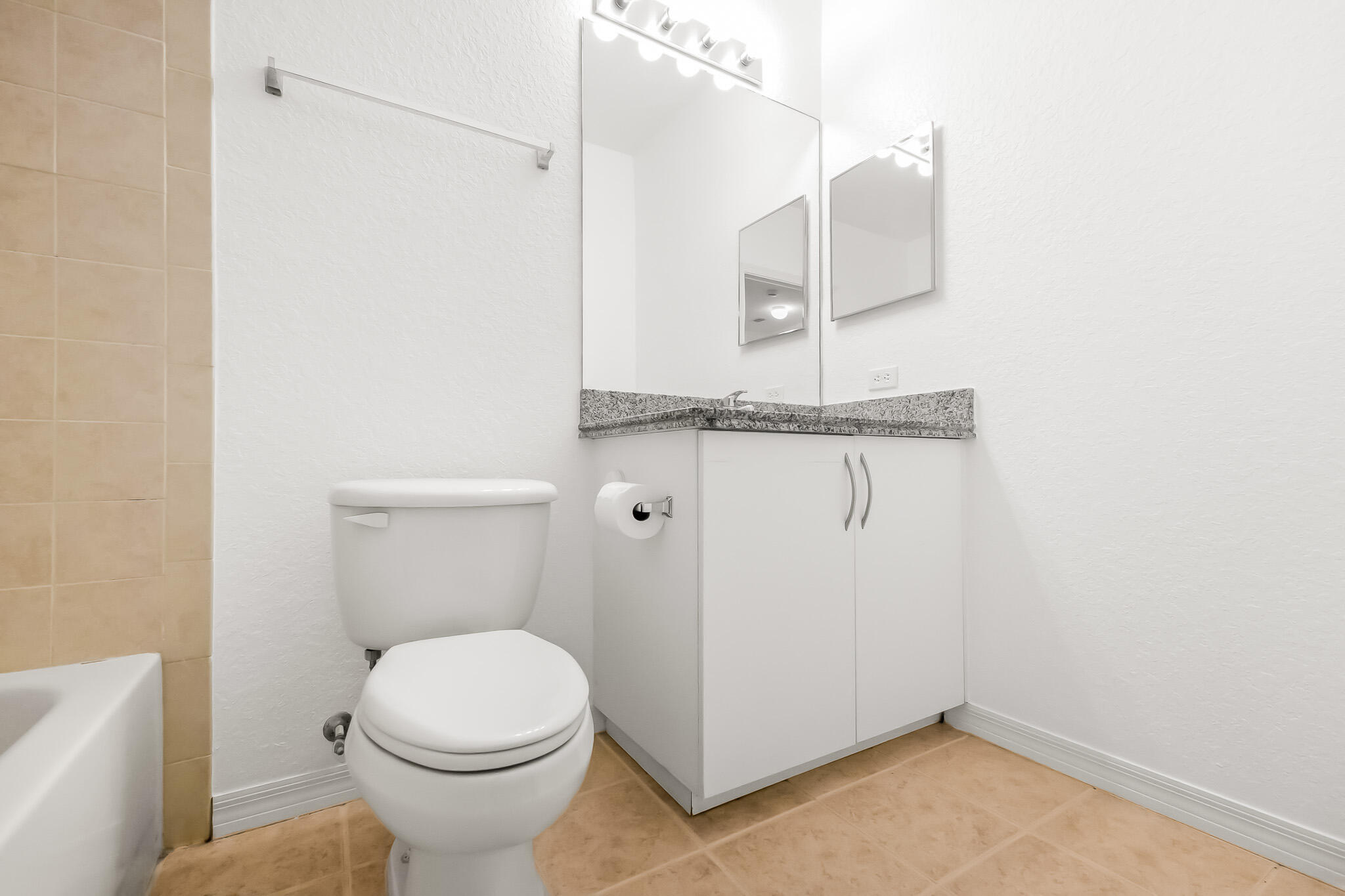 140 Sw Peacock Boulevard 21-202 Property Photo 24