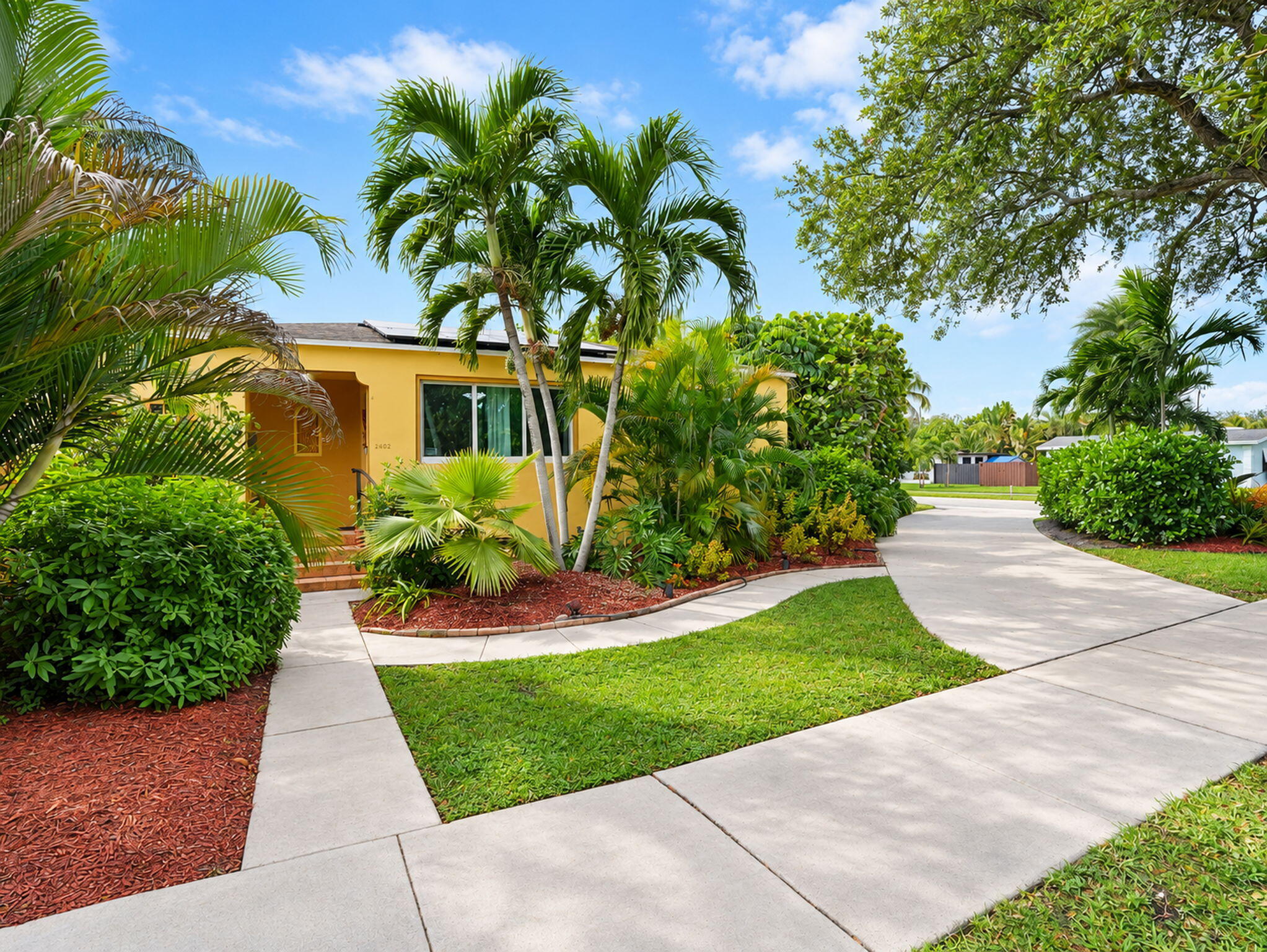 2602 Mckinley Street Property Photo 1