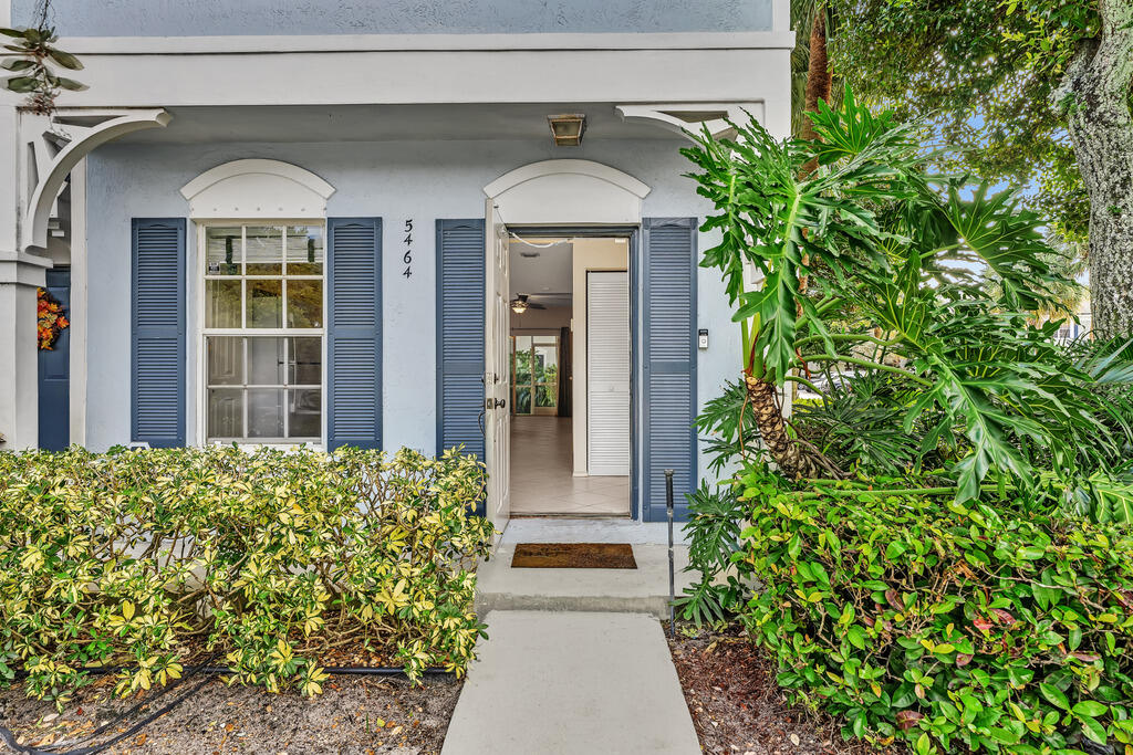 5464 Jubilee Way 221 Property Photo 1