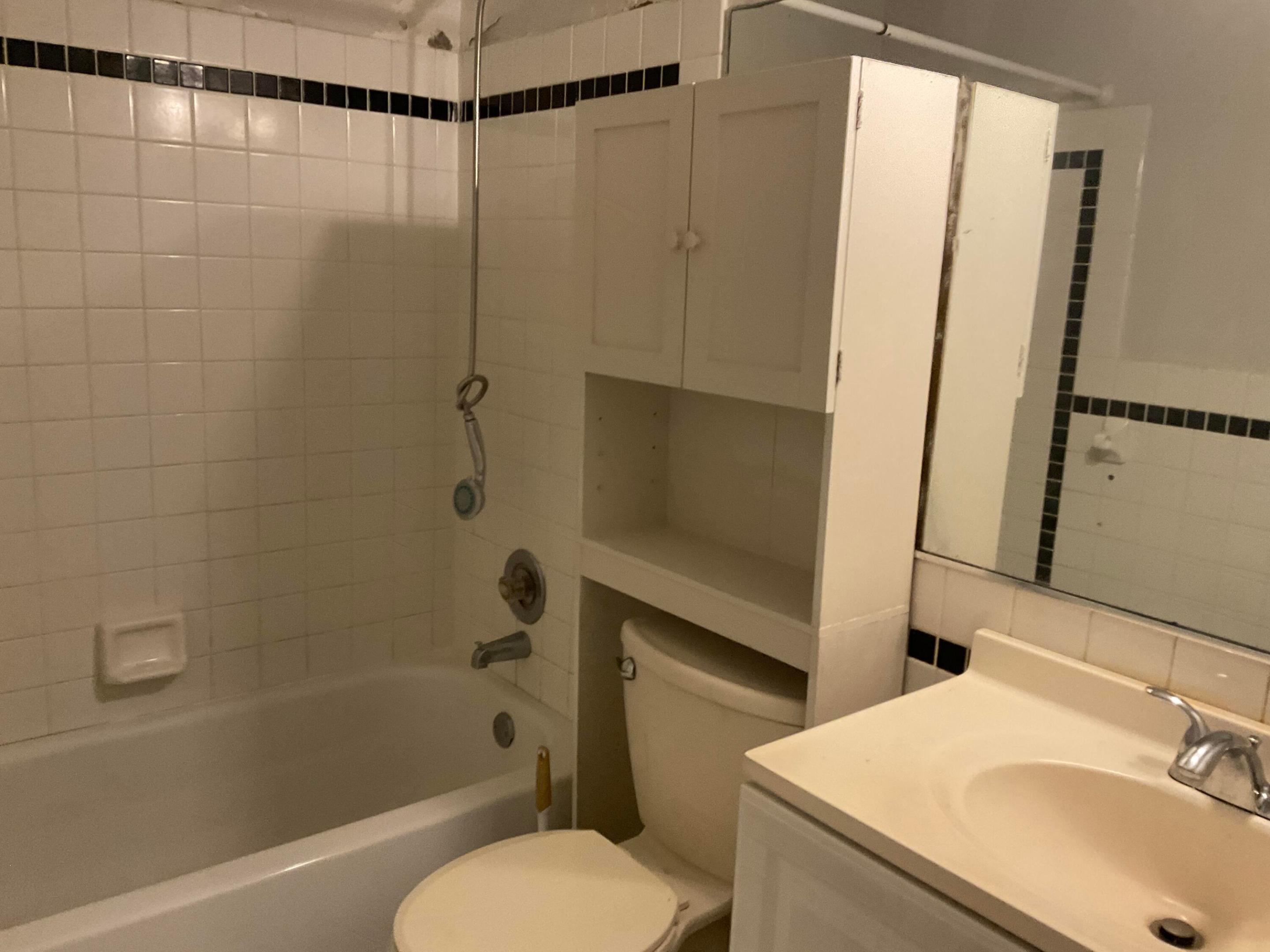 4580 Carthage Circle S Property Photo 15
