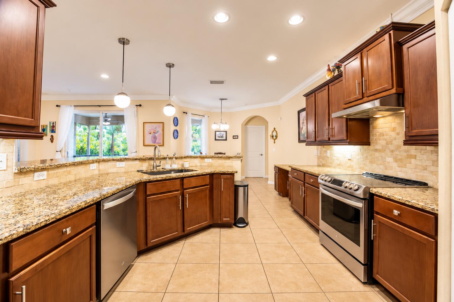 9340 Silent Oak Circle Property Photo 15
