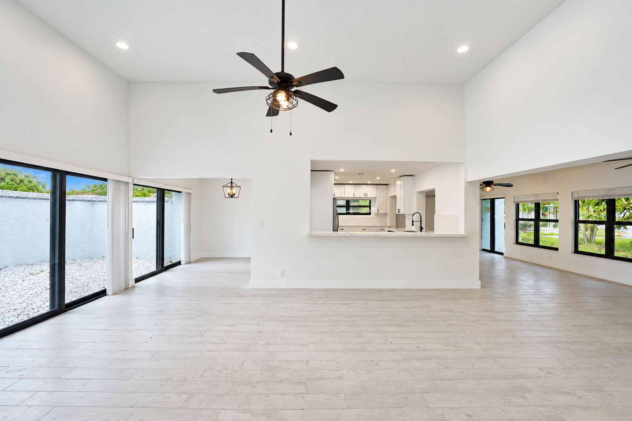 4603 King Palm Drive Property Photo 17