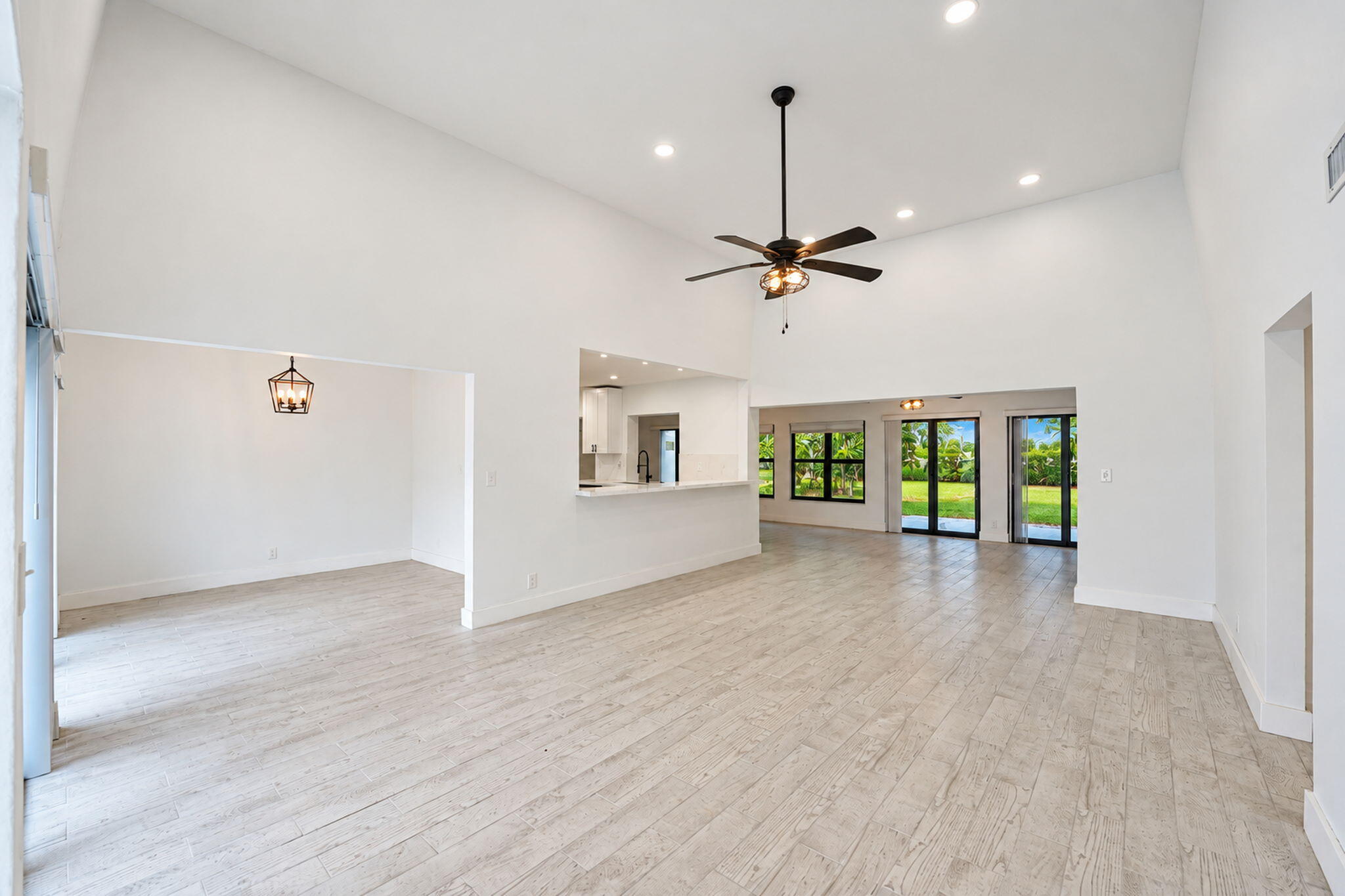 4603 King Palm Drive Property Photo 18
