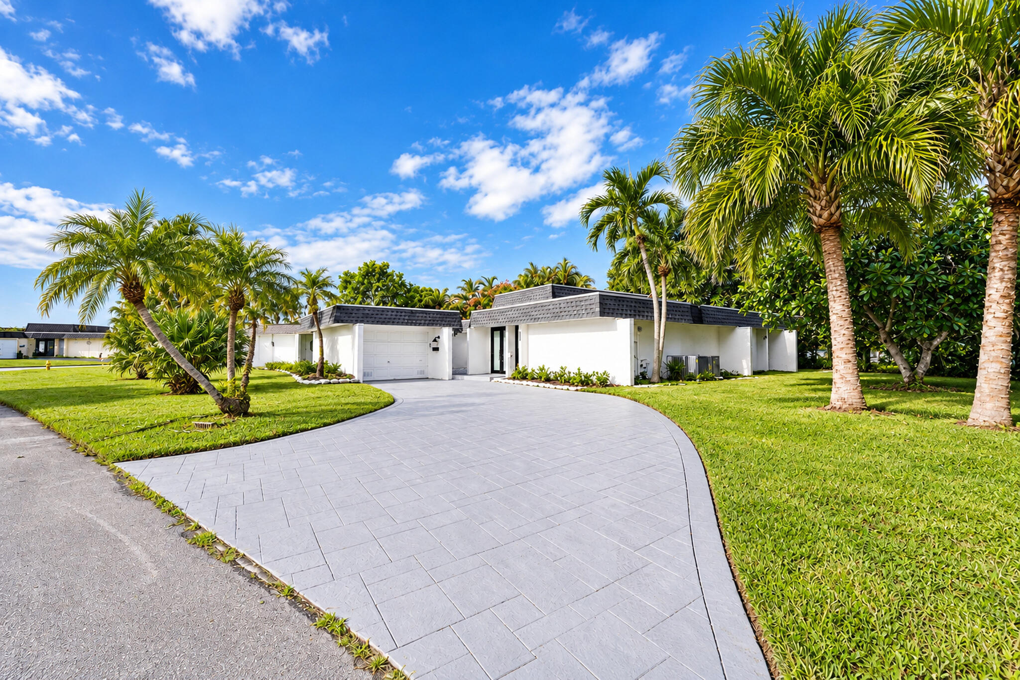 4603 King Palm Drive Property Photo 41