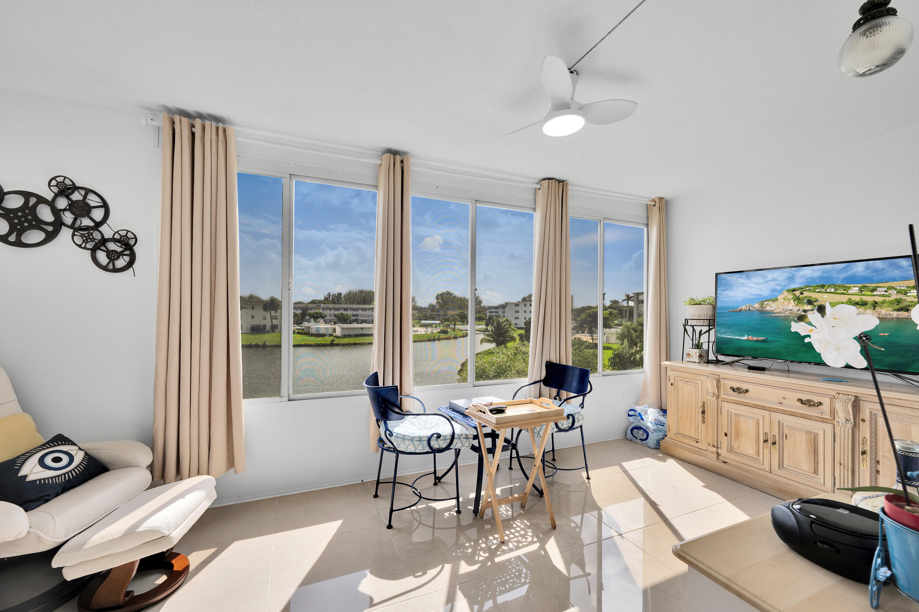 363 Wellington J Property Photo 24