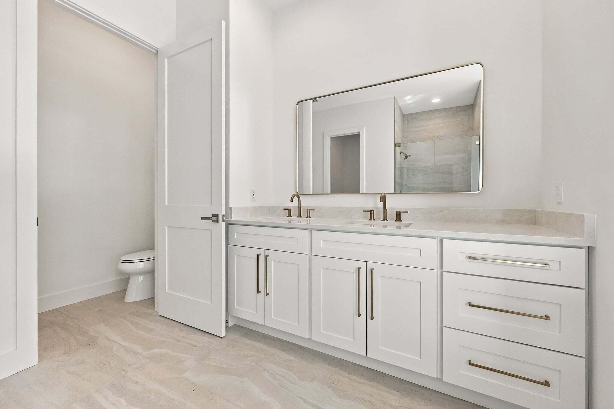 6114 Winding Lake Drive Property Photo 42