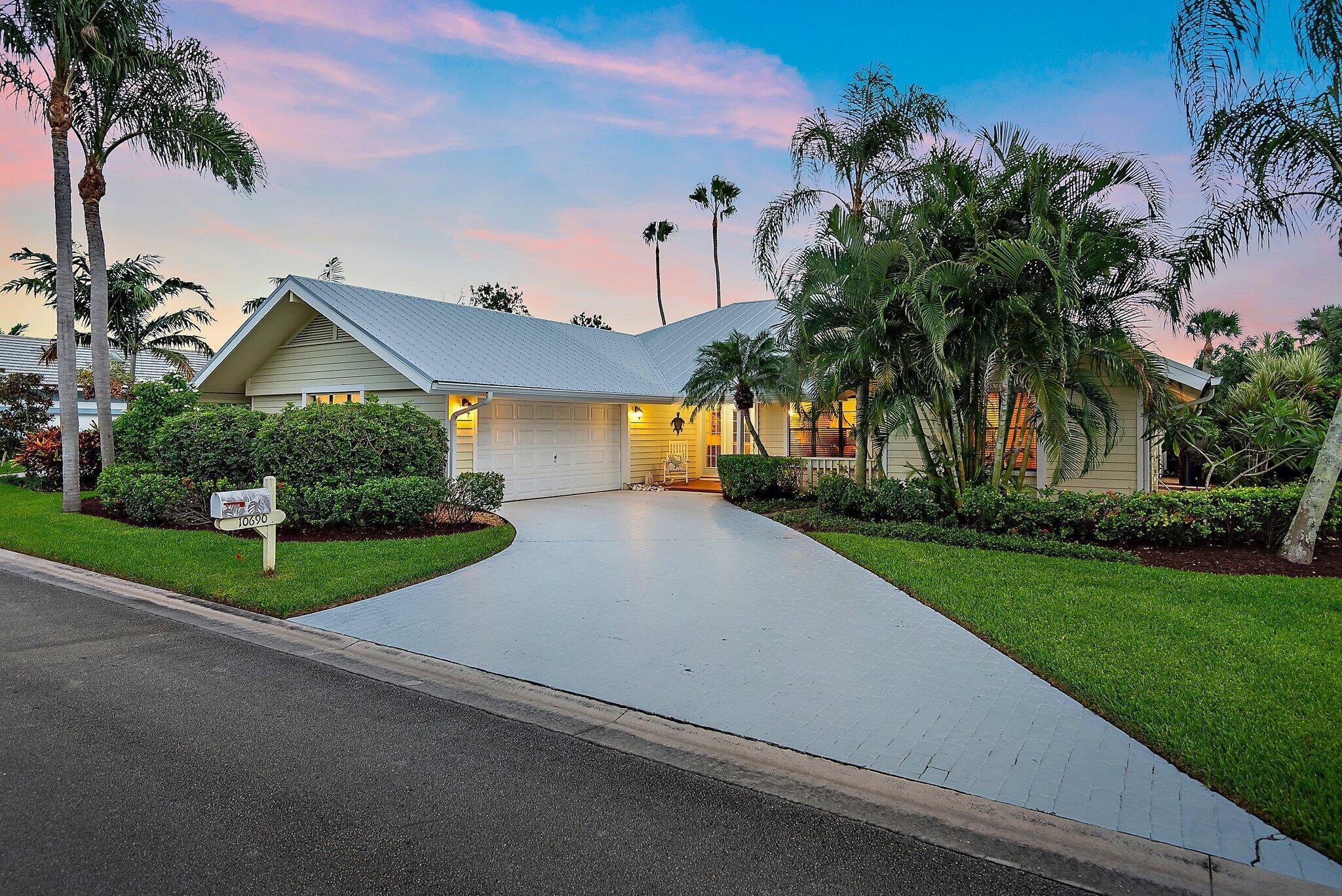 10690 Se Jupiter Narrows Drive Property Photo 1