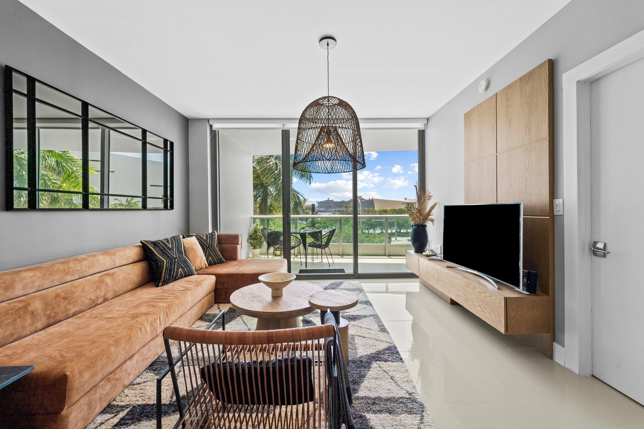 900 BISCAYNE Boulevard 403 Property Photo 1