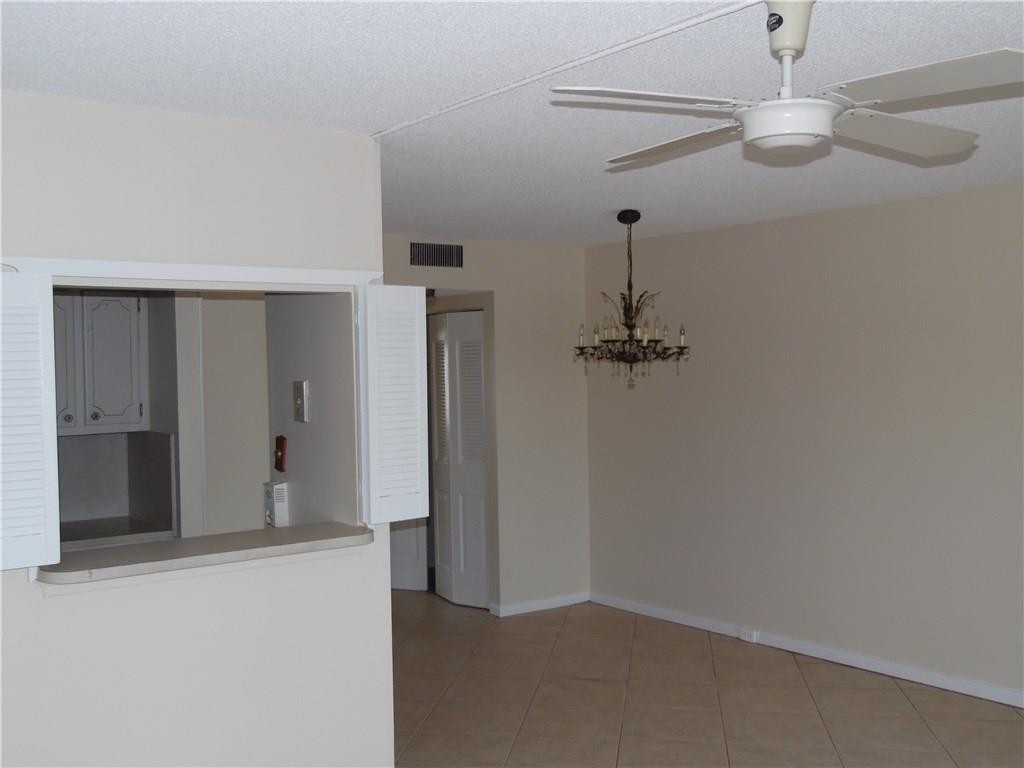 1128 Cambridge F 1128, Deerfield Beach, Fl 33442 Property Photo 1