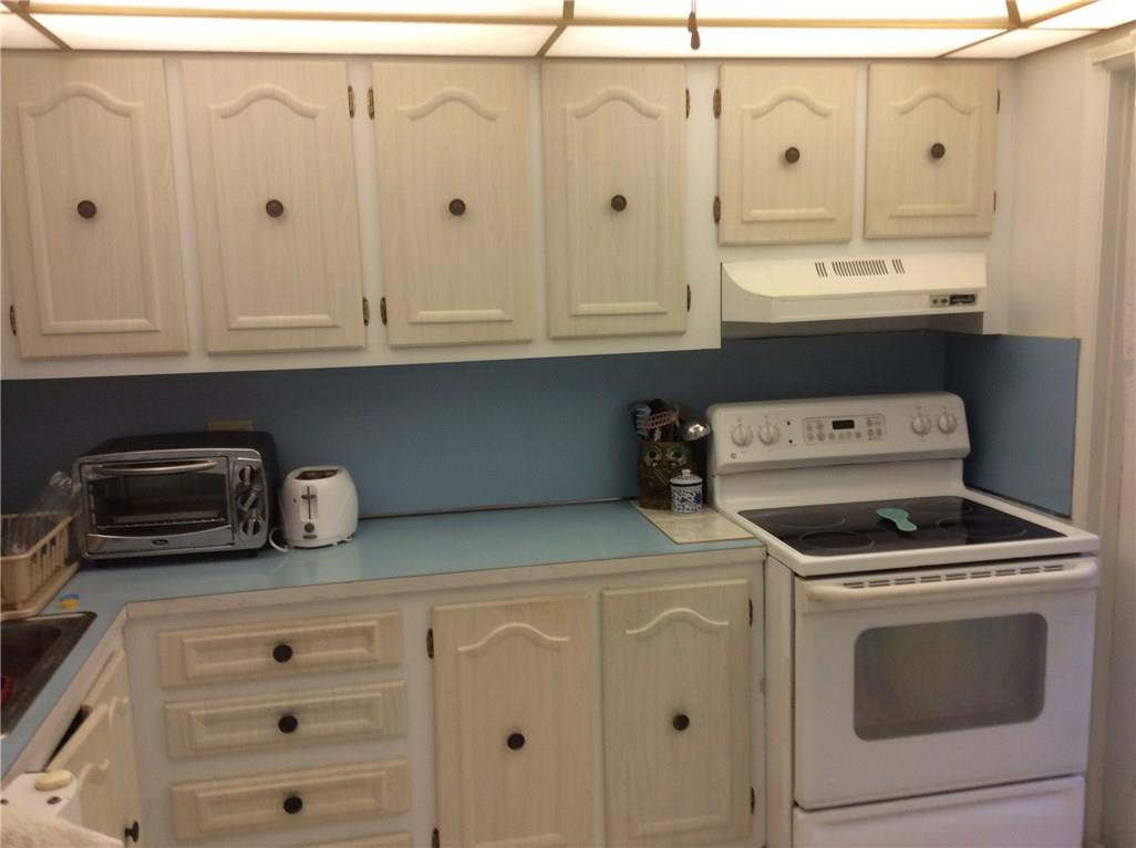 4281 Nw 41st Street 211, Lauderdale Lakes, Fl 33319 Property Photo 1