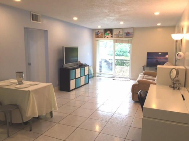 405 S Pine Island Road 106d, Plantation, Fl 33324 Property Photo 1