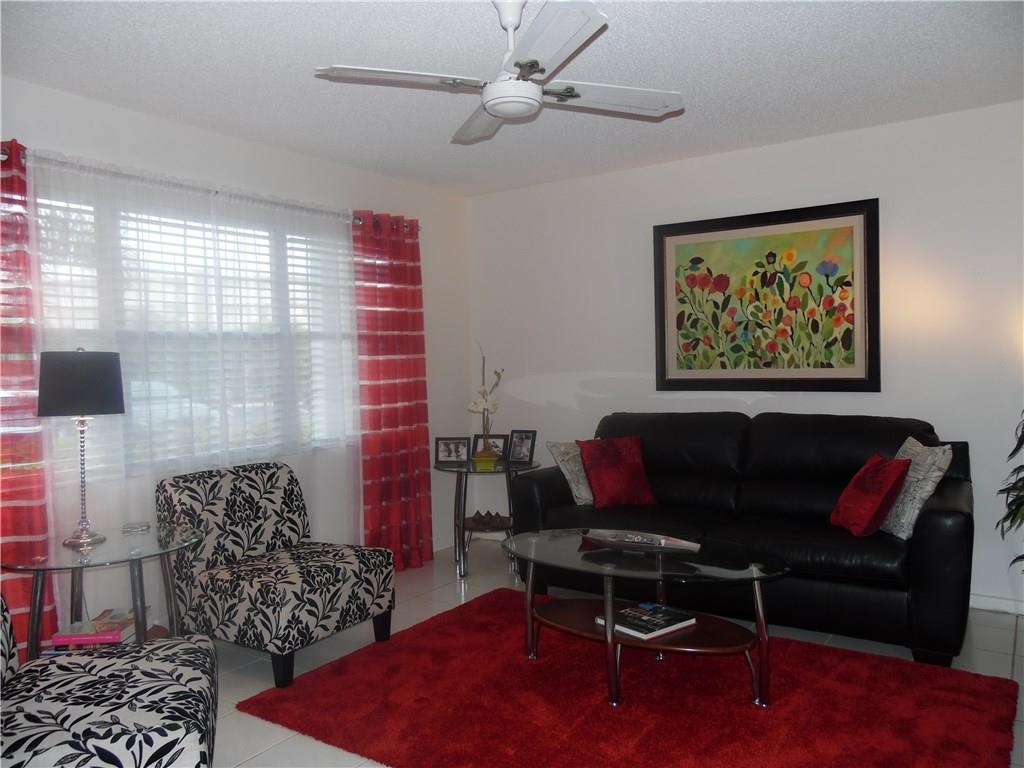 1054 Cambridge C 1054, Deerfield Beach, Fl 33442 Property Photo 1