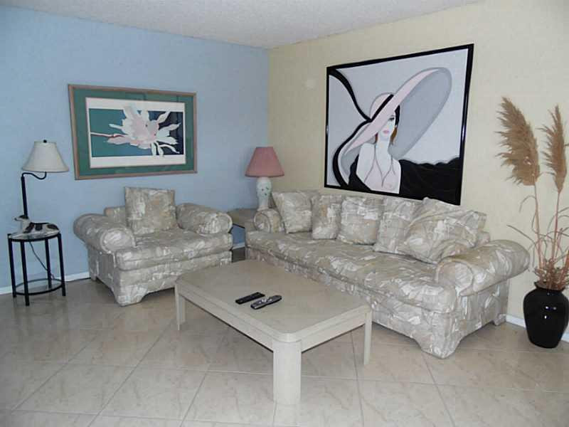 2061 Ventnor P 2061, Deerfield Beach, Fl 33442 Property Photo 1