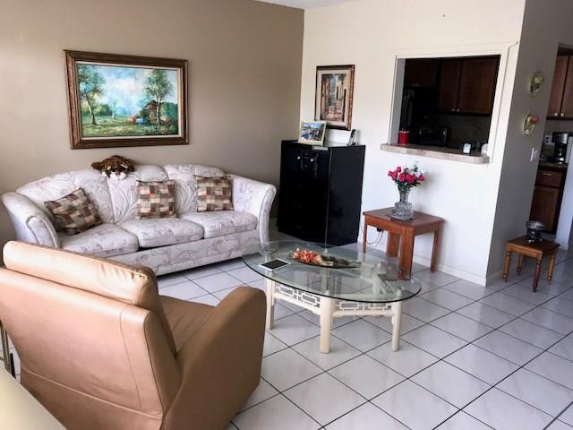 1105 Cambridge 1105, Deerfield Beach, Fl 33442 Property Photo 1