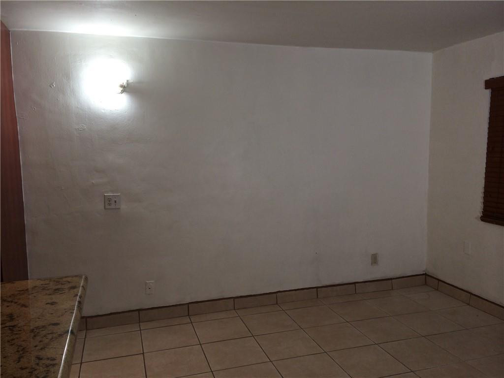 F10148094 Property Photo 3