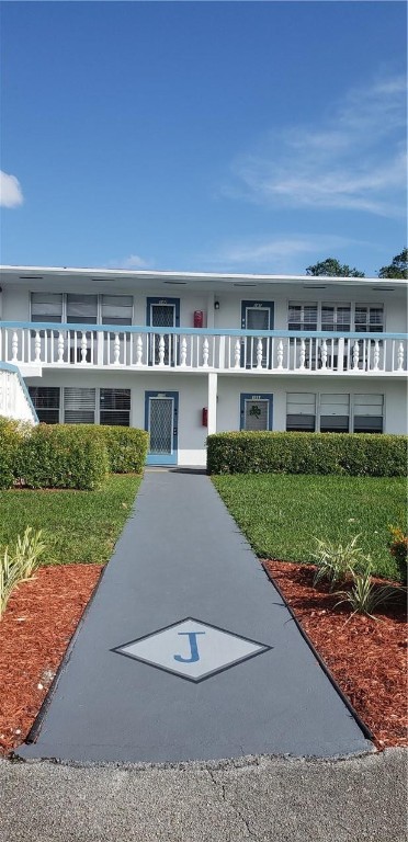 141 Oakridge J 141, Deerfield Beach, Fl 33442 Property Photo 1
