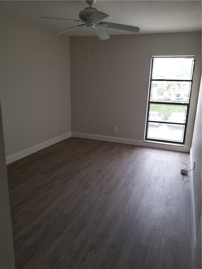 F10247344 Property Photo 5