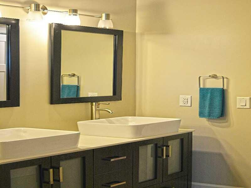 2240 N Cypress Bend Drive 202 Property Photo 8