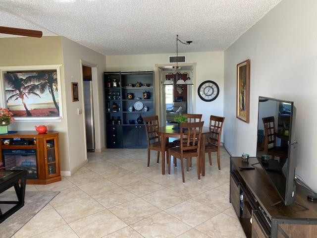 F10265082 Property Photo 1