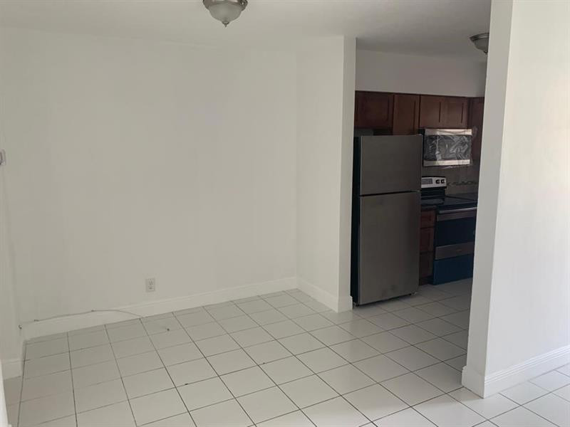 F10320515 Property Photo 4