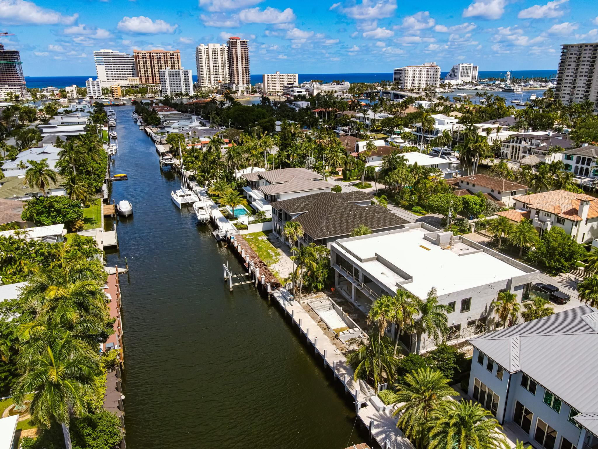 2405 Castilla Isle Property Photo 4