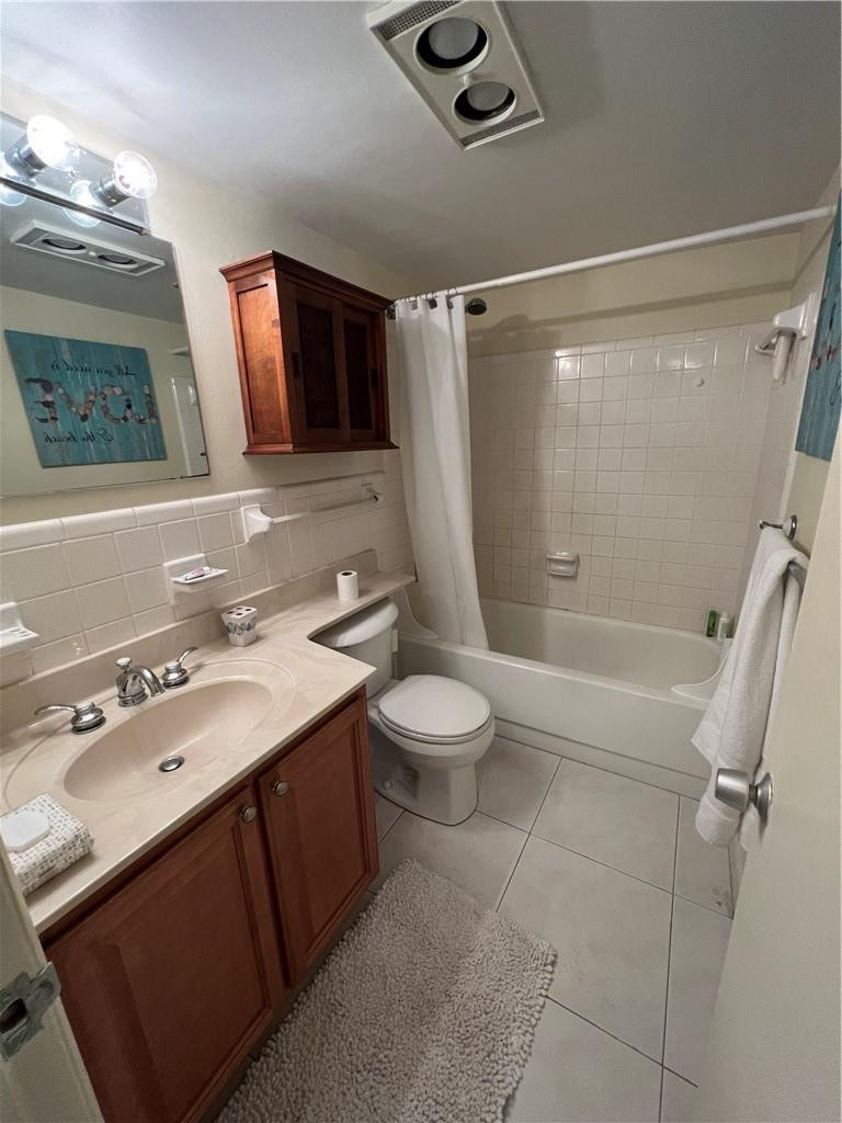 228 Hibiscus Avenue #130 Property Photo 5