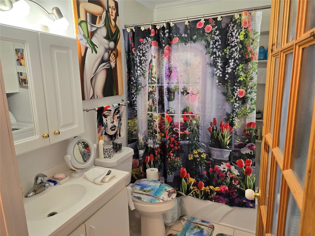 6975 S Blvd.de Lane Property Photo 11