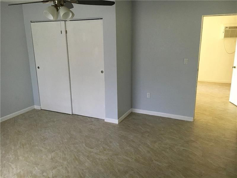 F10371682 Property Photo 3
